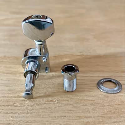 Tuning Head (1) For Electric Guitars, In-Line Style, Right Handed (Chrome) image 4