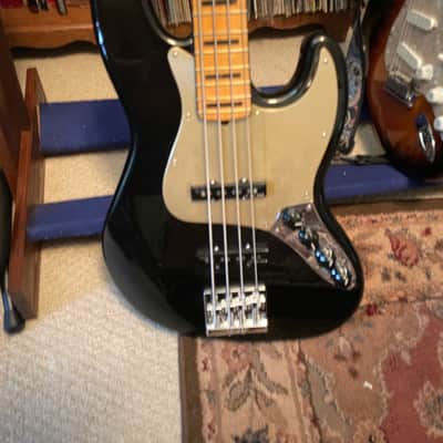 Fender USA ultra jazz bass 2023-25 - Beautiful gloss image 1