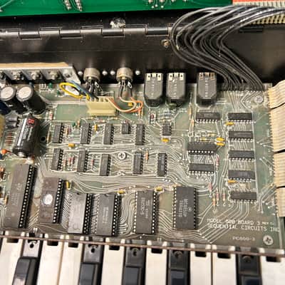 AS-IS* Sequential Prophet 600 61-Key 6-Voice Polyphonic Synthesizer 1982 - 1985 - Black with Wood Sides PROJECT image 18