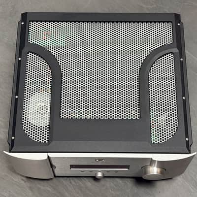 Simaudio Moon CP-8 AV Processor / Surround Preamplifier image 4