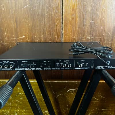 Yamaha SPX900 Professional Multi-Effect Processor New internal battery image 5