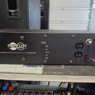 TRIPLITE LCR-2400 Line conditioner image 2
