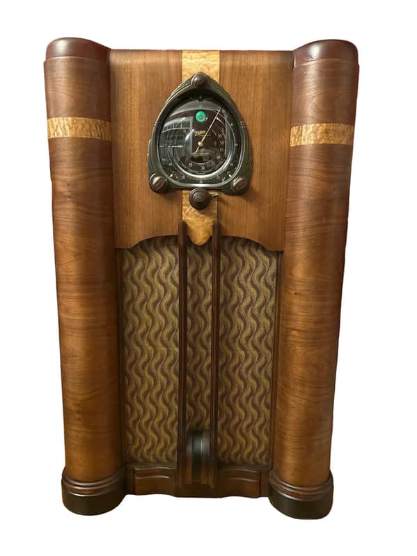 Restored 1938 Zenith 9S262 Robot Dial Console Radio image 1