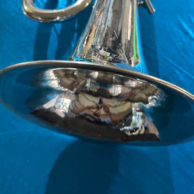King Baritone 627 - Silver Plated image 3
