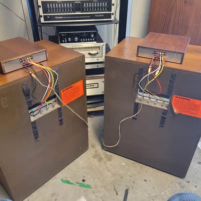 KLH Model 12 1968 Walnut image 2