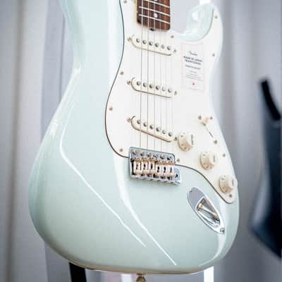 Fender Japan 2025 Traditional Late 60s Strat Rw Sonic Blue image 2