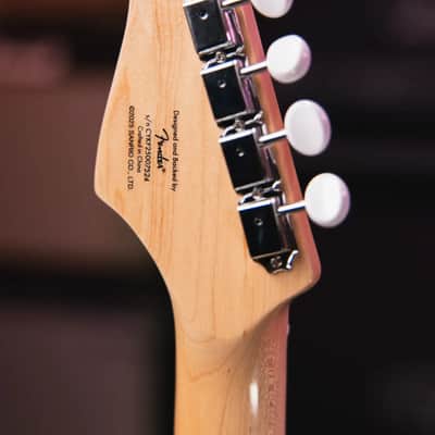 Squier Fender X Hello Kitty White Stratocaster with Gig Bag image 7