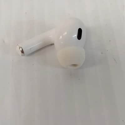 Apple A2700 Airpods Pro Gen 2 image 4