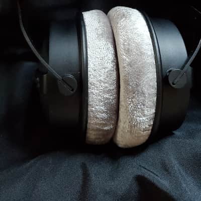 Beyerdynamic DT 770 PRO X Limited Edition 48 Ohm Closed Back Studio Headphones 2024 - Black image 6