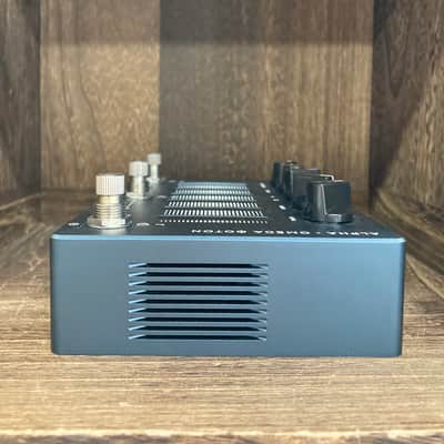 Darkglass Electronics Alpha Omega Photon Distortion 2021 - Present - Grey image 3
