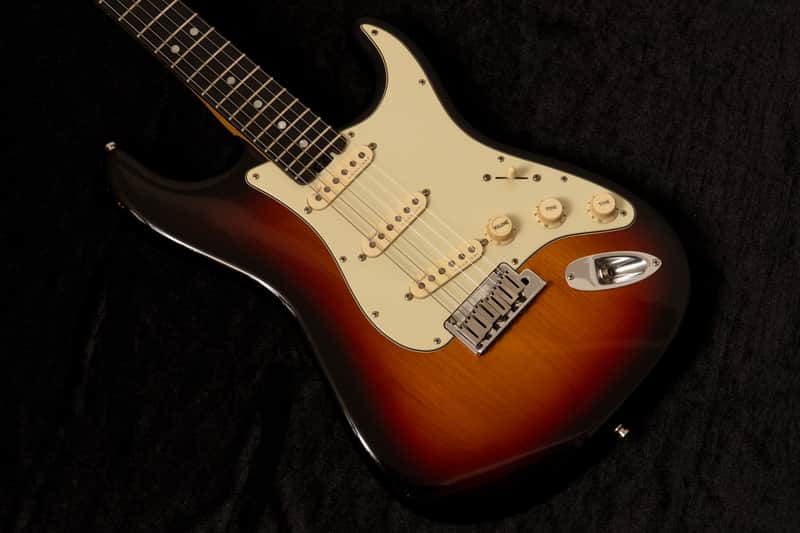 【used】Fender / American Elite Stratocaster 2017 3.68kg #US16130549【TONIQ横浜】 【price included SHIPPING & IMPORT TAX & VAT】