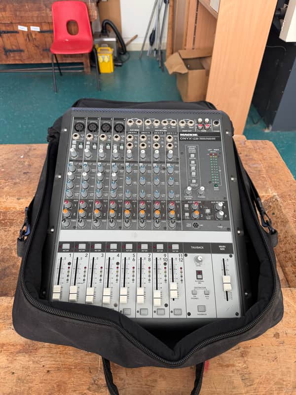 Mackie Onyx 1220 12-Channel Analog Mixer with Perkins EQ and FireWire image 1