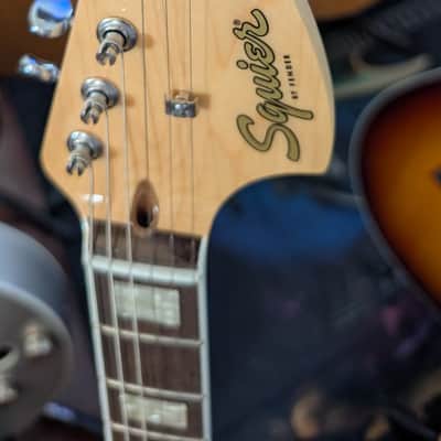 Squier Paranormal Troublemaker Telecaster Deluxe with Bigsby Electric Guitar - Honey Sunburst image 2
