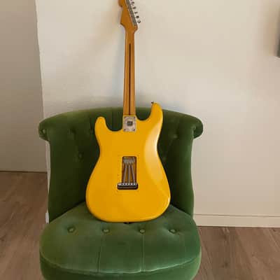 Fender Japan Stratocaster ST-700 SPL Rebel Yellow 1986 Rebel Yellow image 4