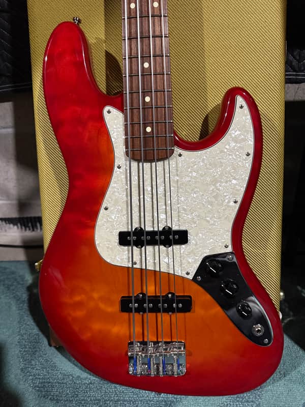 Fender Jazz Bass 2002 - Quilted Maple Cherry Sunburst image 1