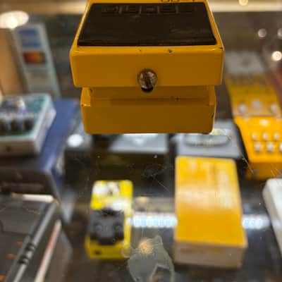 Boss OD-1 Over Drive (Black Label) 1977 - 1985 - Yellow image 3