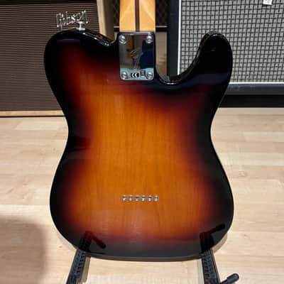 Fender -  LEFTY Player Telecaster (Maple- 3TSB) w/ Fender Tweed HD Case (2018)- USED image 4