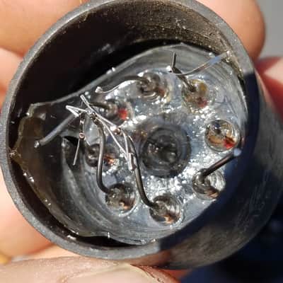 RCA etc. lot 5x 8-pin octal Vacuum Tube Bases 6V6 6SN7 1940s-1960s Black Bakelite, metal, or Brown Micanol image 2