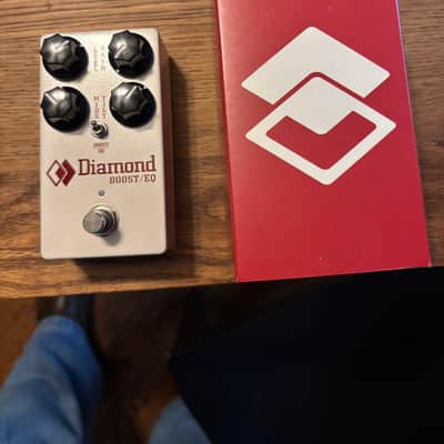 Diamond BEQ1 Boost EQ | Reverb