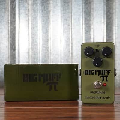 Electro-Harmonix EHX Green Russian Big Muff Distortion Sustainer Guitar & Bass Effect Pedal image 1