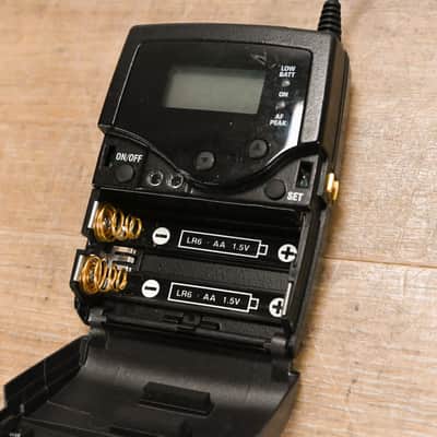 Sennheiser SK 2000XP Wireless Belt Pack Transmitter 516-558 MHz CG015A4 image 4