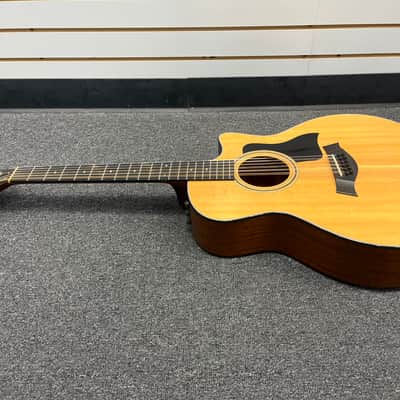 Taylor 356ce with ES2 Electronics 2014 - 2019 - Natural image 4