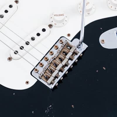 2022 Fender Custom Shop Wildwood 10 Limited Edition 1957 Stratocaster Heavy Relic Dark British Racing Green, Featherweight image 8