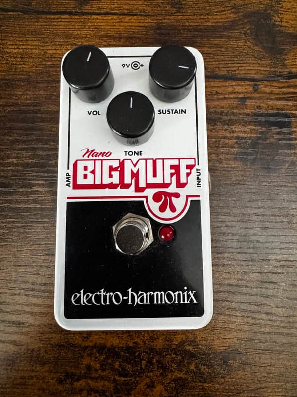 Electro-Harmonix Nano Big Muff Pi Distortion / Sustainer 2013 - Present - White / Black / Red image 1