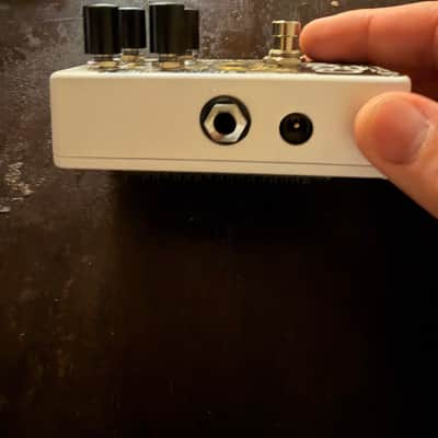 Catalinbread Cloak Reverb and Shimmer 2021 - White image 2