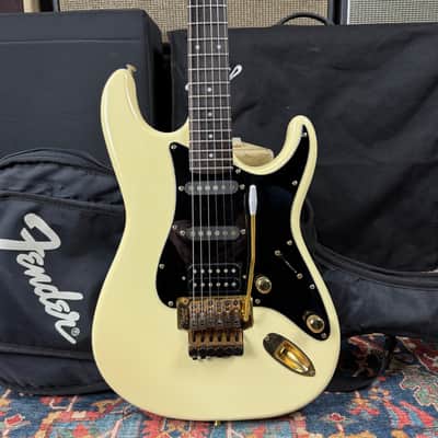 Fender Pro Feel Model STR-70 Super Strat HSS Ex Trem - 1988 image 1