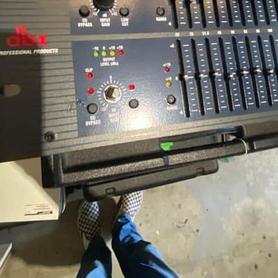 dbx 1231 Graphic EQ image 2