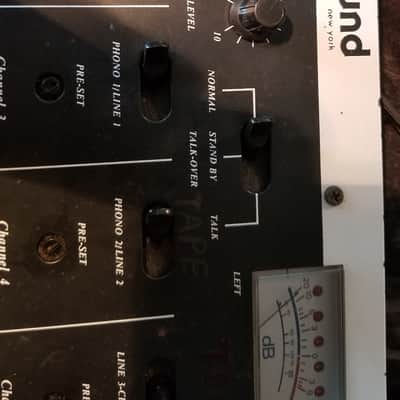Rare Vintage DJ Equipment Gem Sound DMX-90 Stereo Mixer  1990's Black image 5