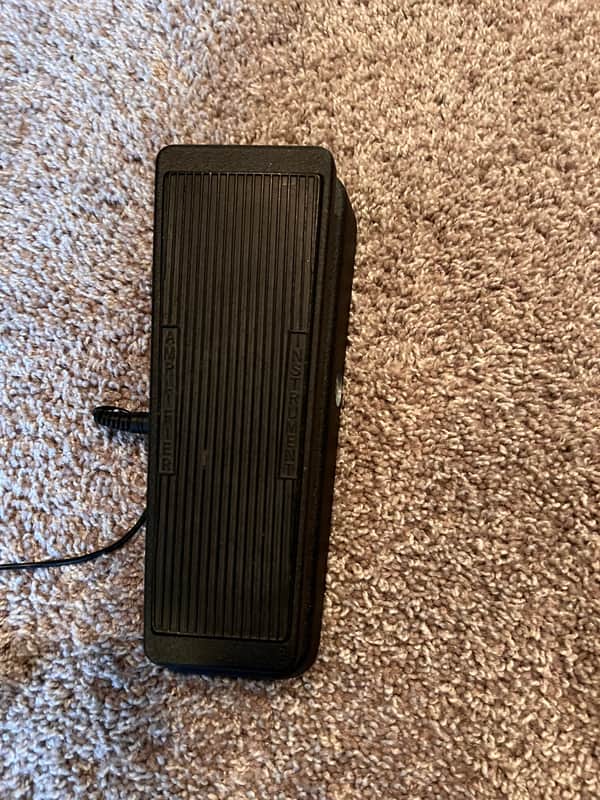 Dunlop GCB95 Cry Baby Standard Wah 1982 - Present - Black image 1