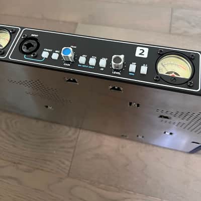 API 3122V 2-Channel Microphone Preamp 2022 - Present - Blue image 4