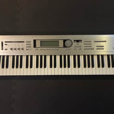Korg Triton LE (w/ hard case)