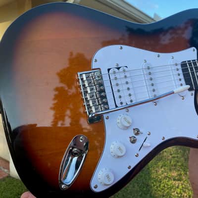 Fat Strat style body Complete Package SSH custom build locking tuners High mass Trem body Mini toggles "Gilmore mod" 14 tones image 7