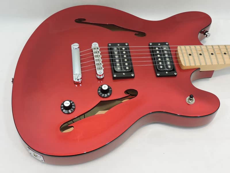 Squier Starcaster 2022 - Candy Apple Red image 1