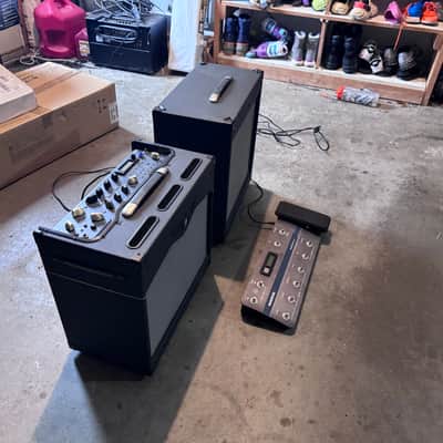 Mackie Hotwire VT12 Complete Guitar Amp System with EX12 Extension Cabinet & Foot Controller 2008 image 3