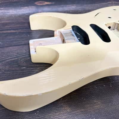 1990 Ibanez RG560 Body White SSH w/Plate Made in Japan image 8