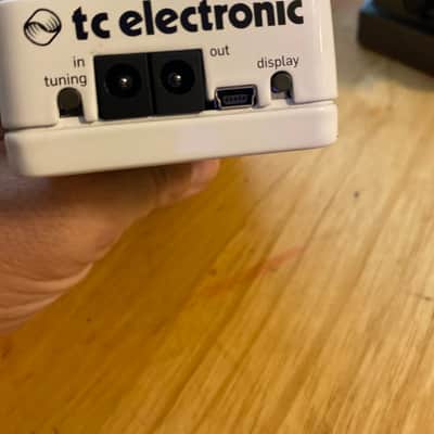TC Electronic Polytune 3 Polyphonic Tuner Pedal 2017 - Present - White image 2