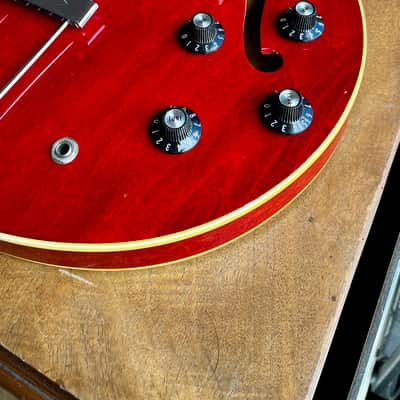 RARE Gibson ES-330TD 1967 - Cherry - Excellent image 10