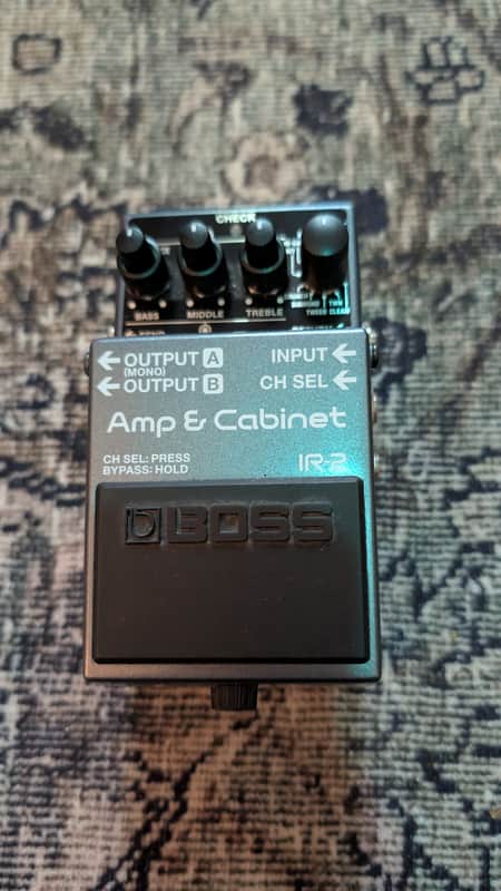 Boss IR-2 Amp & Cabinet