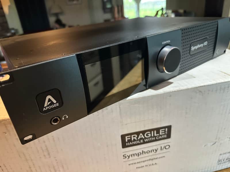 Apogee Symphony I/O MkII - 24x24 Analogue + 8x8 digital - Thunderbolt - Pro setup! image 1