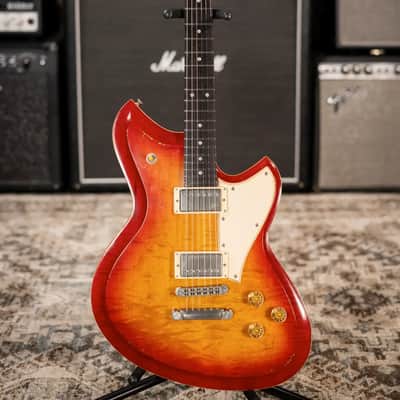 Novo Serus H2 Electric Guitar - Faded Cherry Burst with Gig Bag image 3