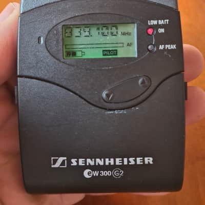 Sennheiser Sennheiser SK300 G2 Bodypack Transmitter – 830–866 MHz – Pro Reliable Unit image 2