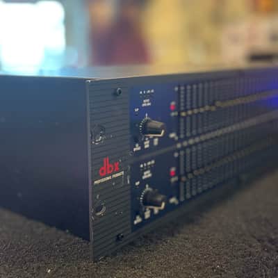 DBX 1231 Graphic Equalizer Dual 31 Band Rack Effect Unit with IEC Power Cable image 3