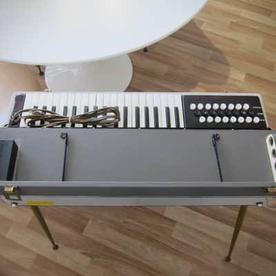 ORCOA by Farfisa Air Organ Model 311 Concert Traveler 24 Chords Made in Italy Circa-1960s-Two Tone Grey image 16