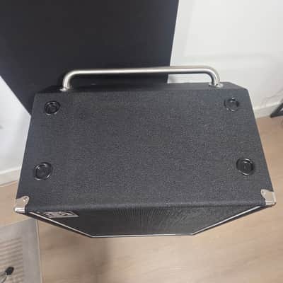 Ampeg SVT-610HLF Classic Series 600-Watt 6x10" Bass Speaker Cabinet 2007 - Present - Black (WITH SOFT CASE) image 2