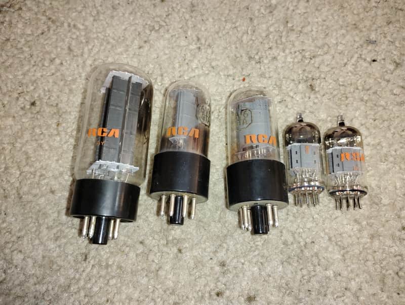 Original 1969 RCA Branded (1) 5U4GB, (2) 6V6GT's, (1) 7025, (1) 12AT7 tubes Amp image 1