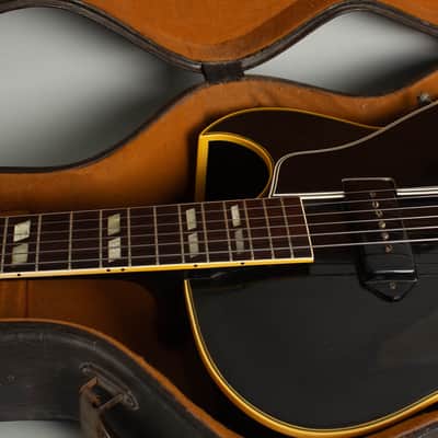 Gibson ES-175 Arch Top Hollow Body Electric Guitar (1952), ser. #A-10067, period brown hard shell case. image 16